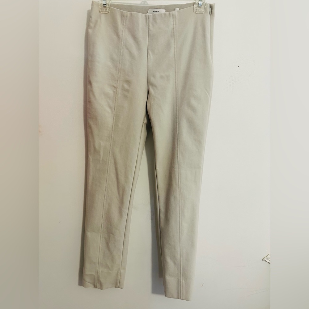 Woman’s Vince Ankle cropped pants